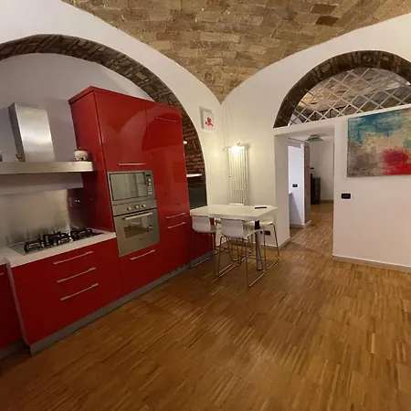 Apartment Heart Of San Lorenzo - La Rome